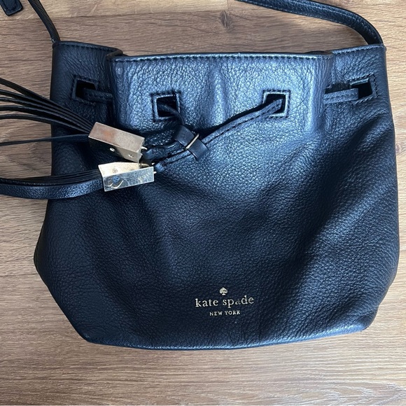 Kate Spead Black Leather Bucket Bag - Picture 2 of 11